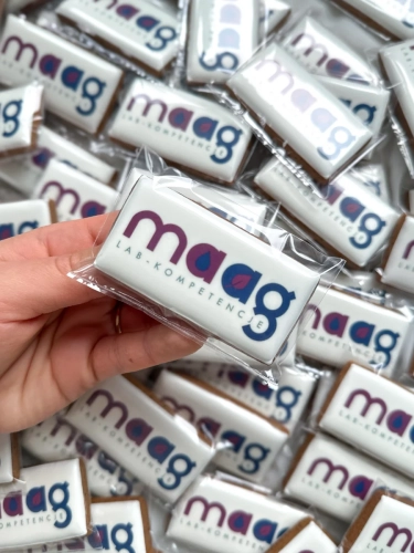 pierniki z logo firmy