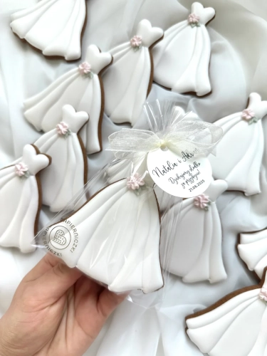 Suknia ślubna - piernik ręcznie zdobiony