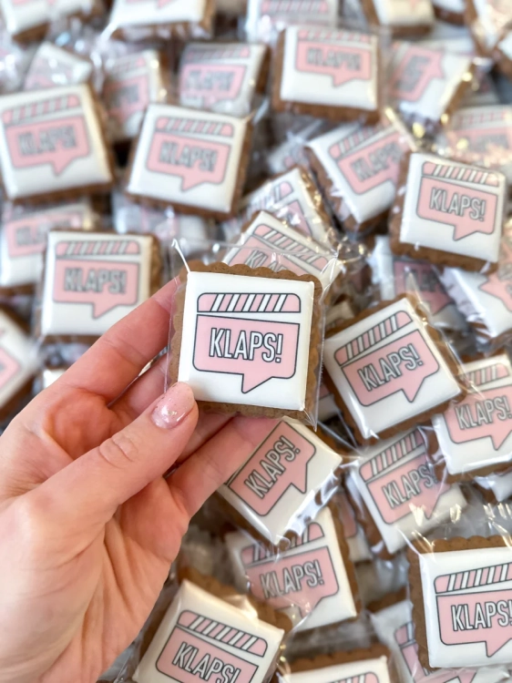 piernik herbatnik z logo lub grafiką