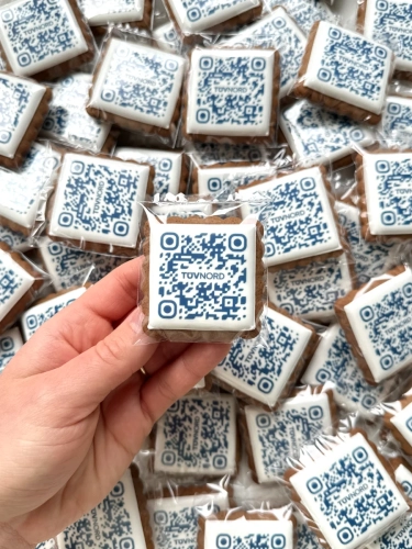 pierniki i ciastka z kodem QR jako słodkie upominki reklamowe